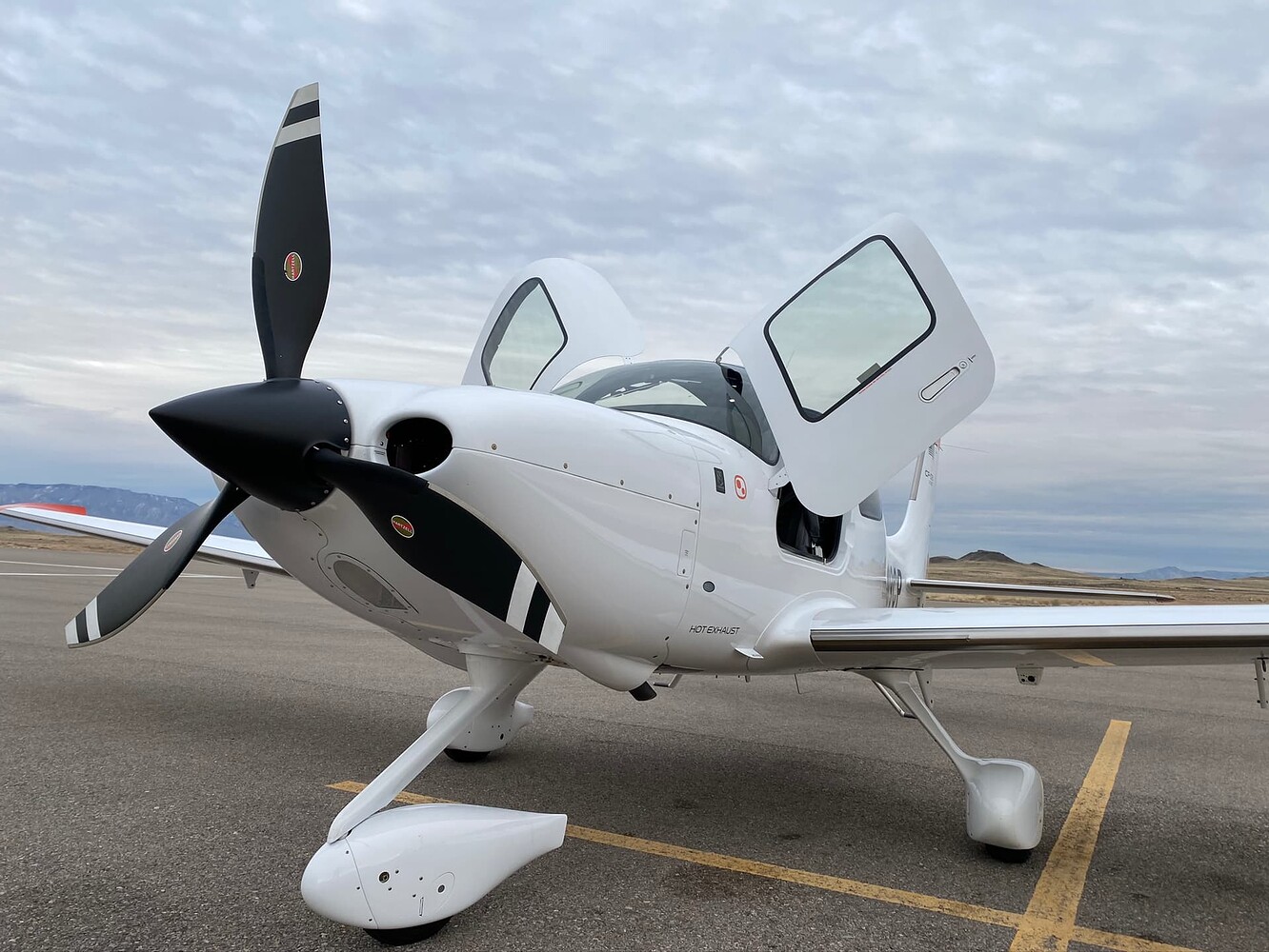 N99CP Cirrus SR22T